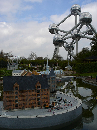L'Atomium vu de "Mini Europe"