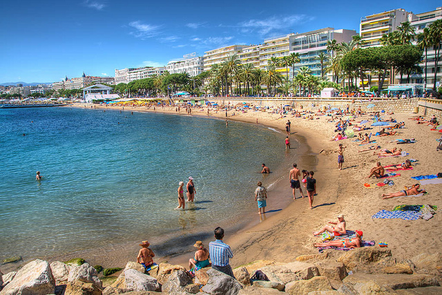 La plage à Cannes