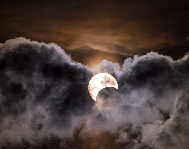 Éclipse de 2012 © Flickr -  Bryce Bradford