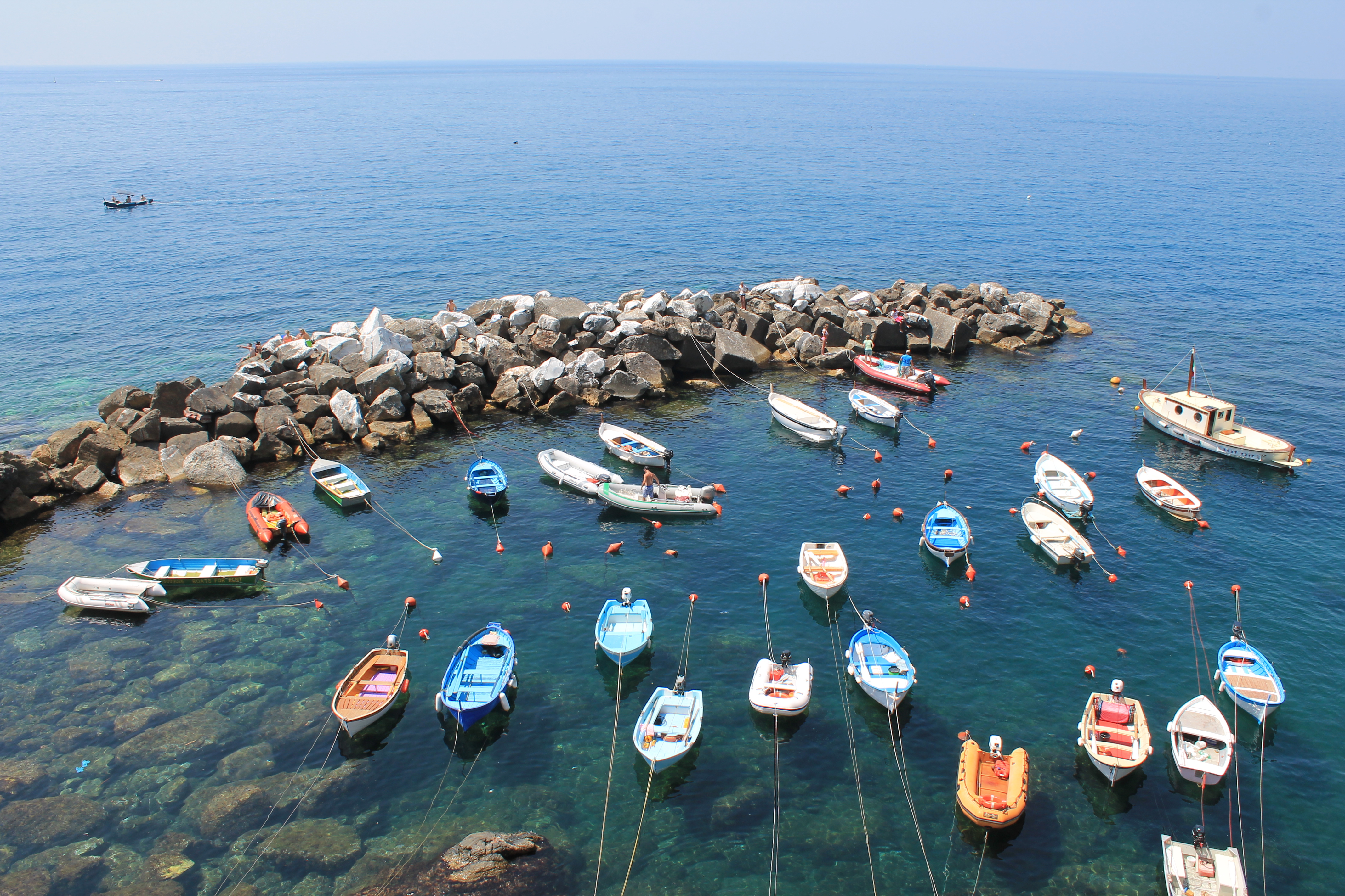 Des barques aux Cinque Terre