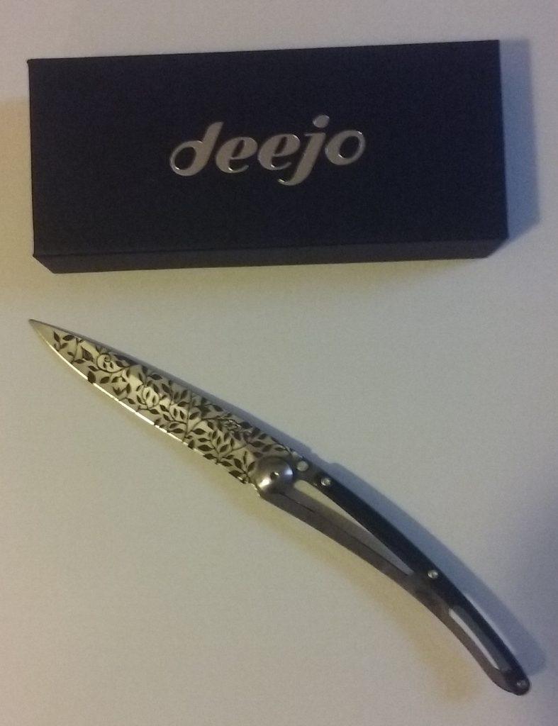Le couteau Deejo personnalisé