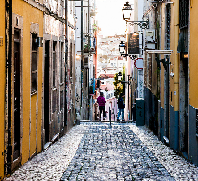 Ruelle du Bairro Alto à Lisbonne