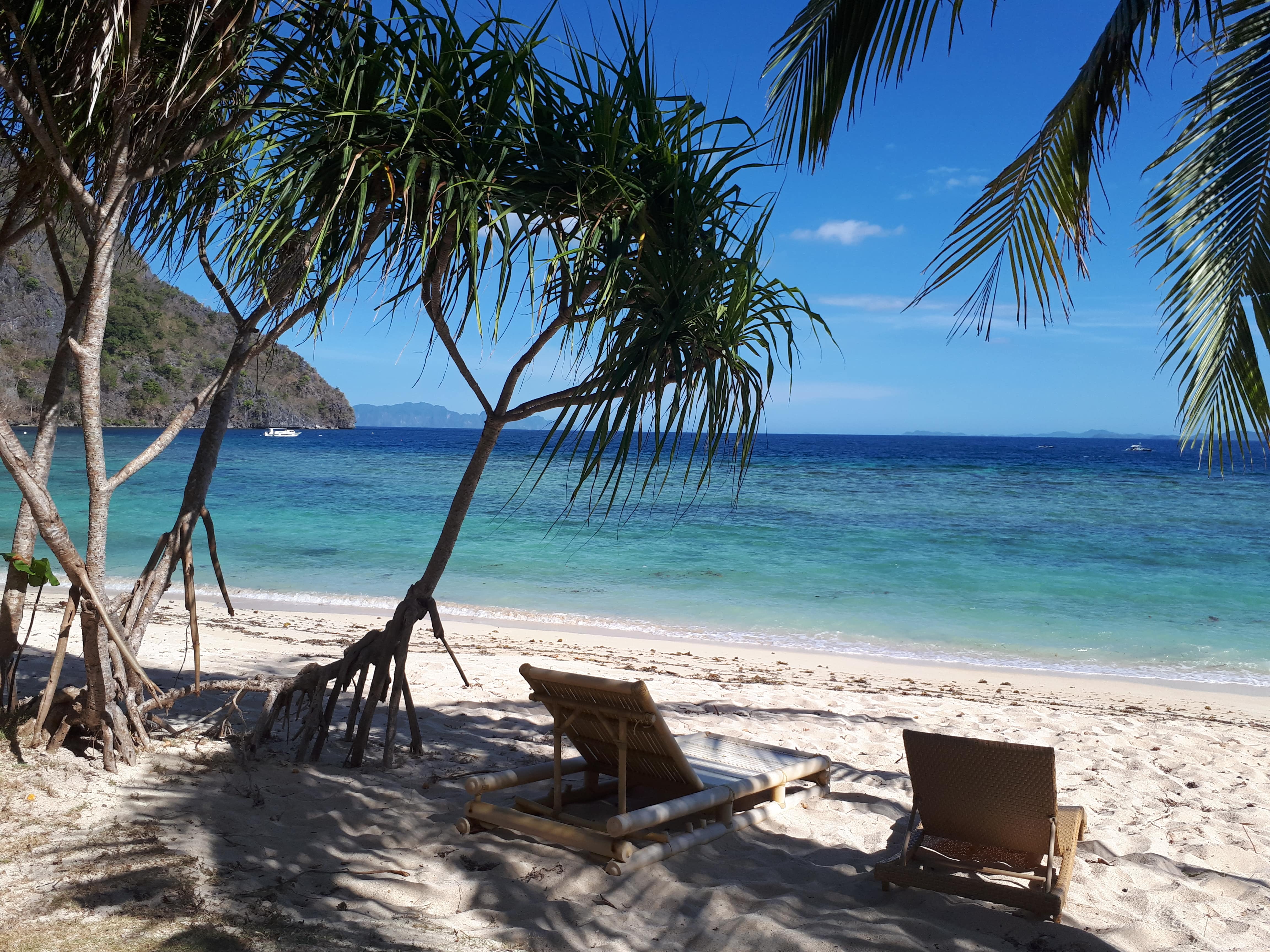 Plage de Sangat aux Philippines