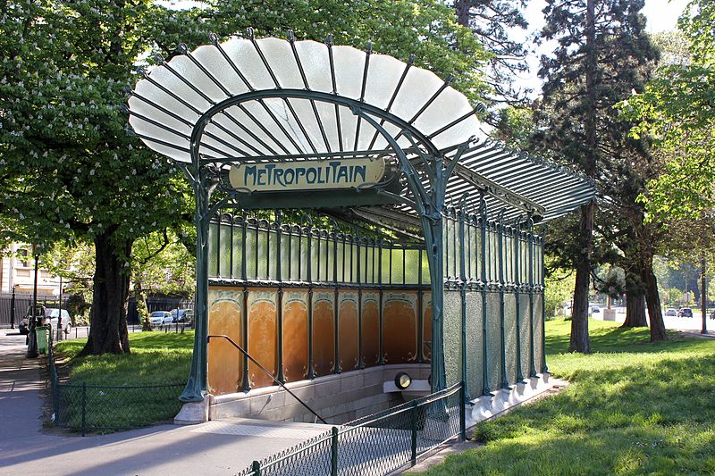 Station métro à Paris - Porte Dauphine